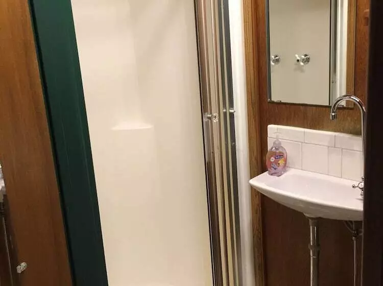 Hotelli Far View   A Bed & Breakfast Estate