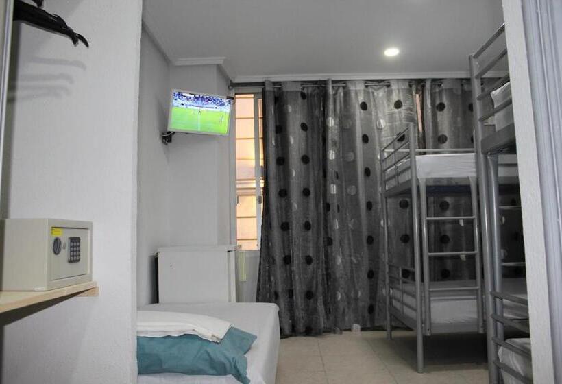 ホテル Hostal Mayor