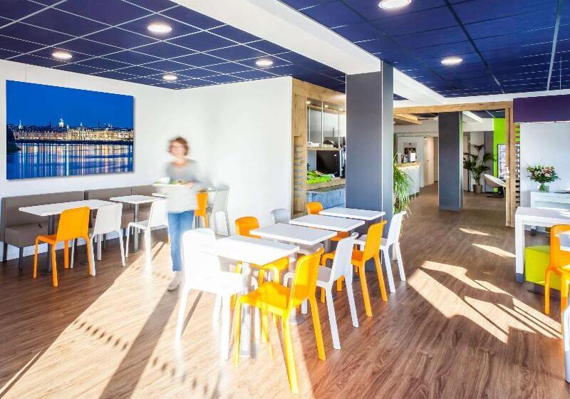 Отель Ibis Budget Bordeaux Lormont
