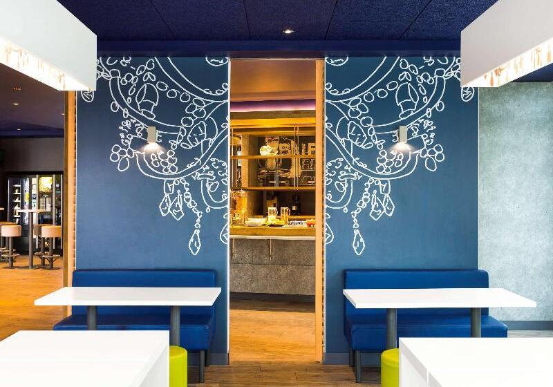 Отель Ibis Budget Zaragoza