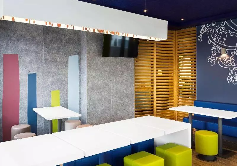 هتل Ibis Budget Zaragoza