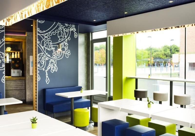 Отель Ibis Budget Zaragoza