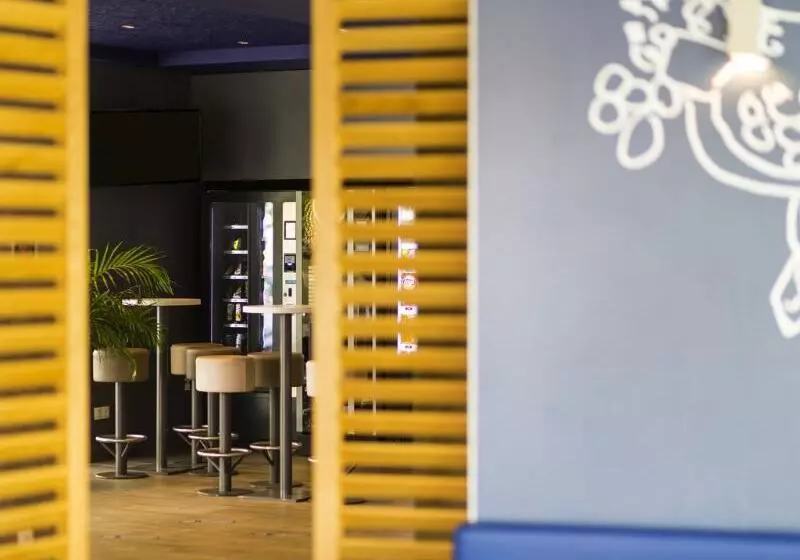 هتل Ibis Budget Zaragoza