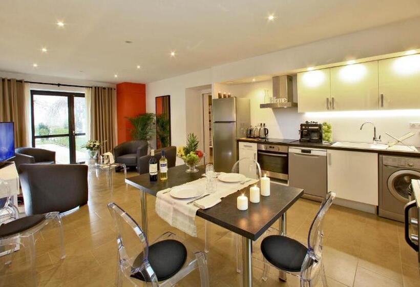 هتل Le Porche De Sarlat