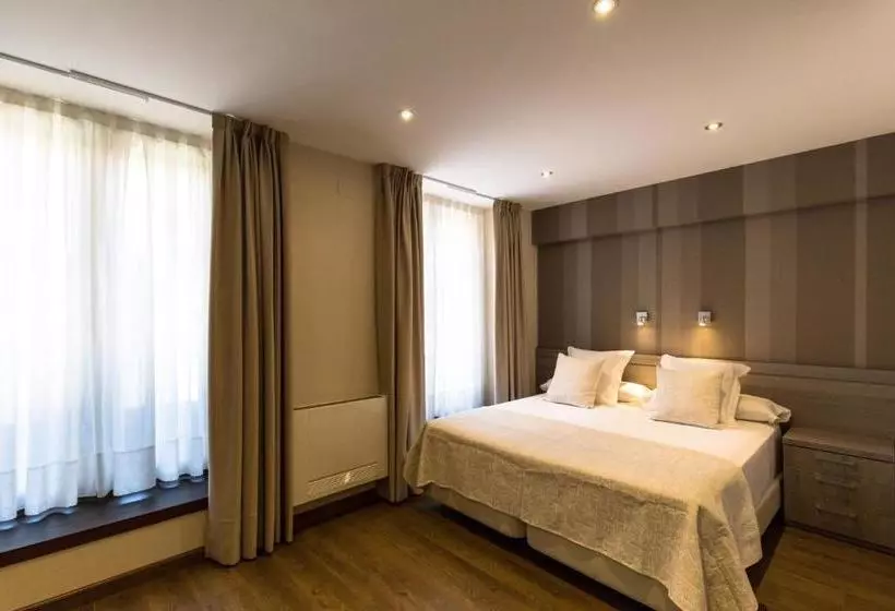 هتل Llanes Apartamentos Turisticos