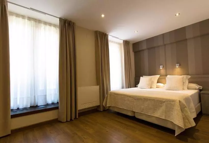 هتل Llanes Apartamentos Turisticos