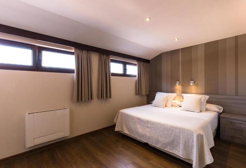 בית מלון כפרי Llanes Apartamentos Turisticos