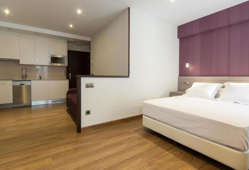 בית מלון כפרי Llanes Apartamentos Turisticos