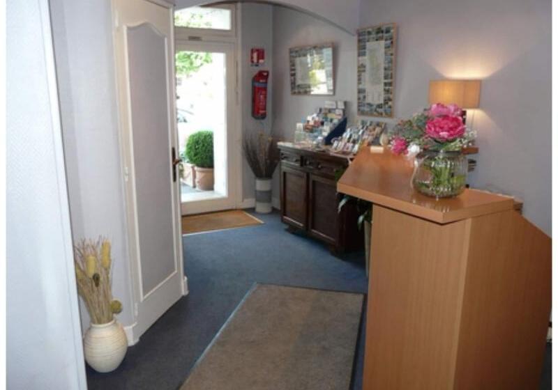 Hotel Hôtel Mary’s   Caen Centre Gare Sncf