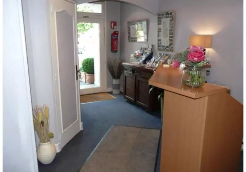 Hotelli Hôtel Mary’s   Caen Centre Gare Sncf