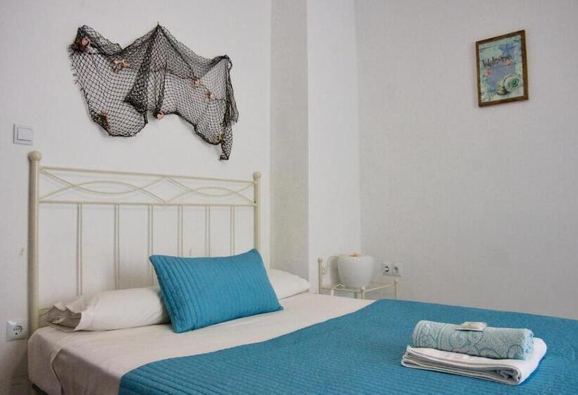 هتل Spanish Galleon Lodge