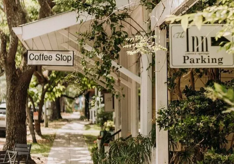 ホテル The Inn At Ocean Springs
