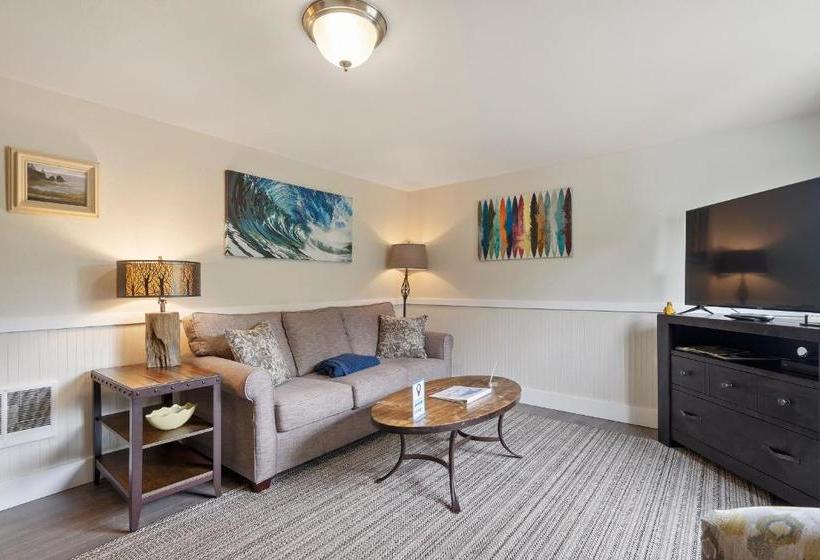 Отель Netarts Surf Inn