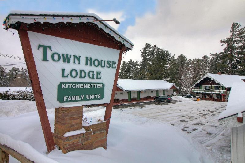 酒店 Town House Lodge