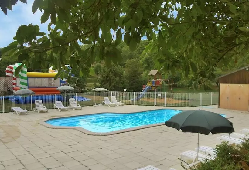 ホテル Vvf Lac D Eguzon, Eguzon Chantôme