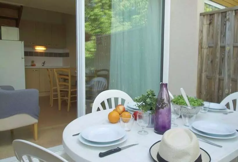 ホテル Vvf Lac D Eguzon, Eguzon Chantôme