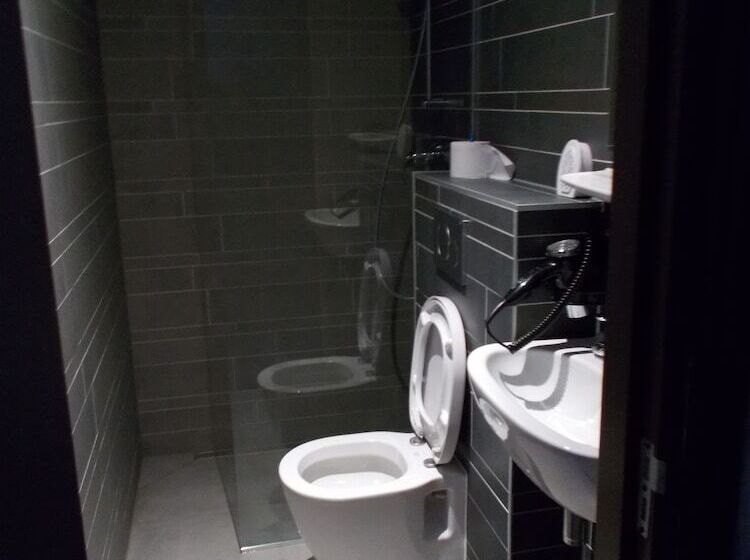 Urban City Centre Hostel