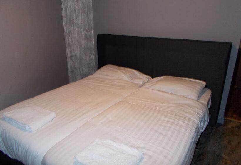 Urban City Centre Hostel