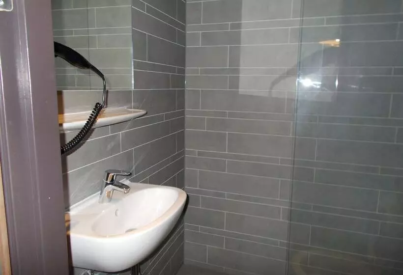 Urban City Centre Hostel