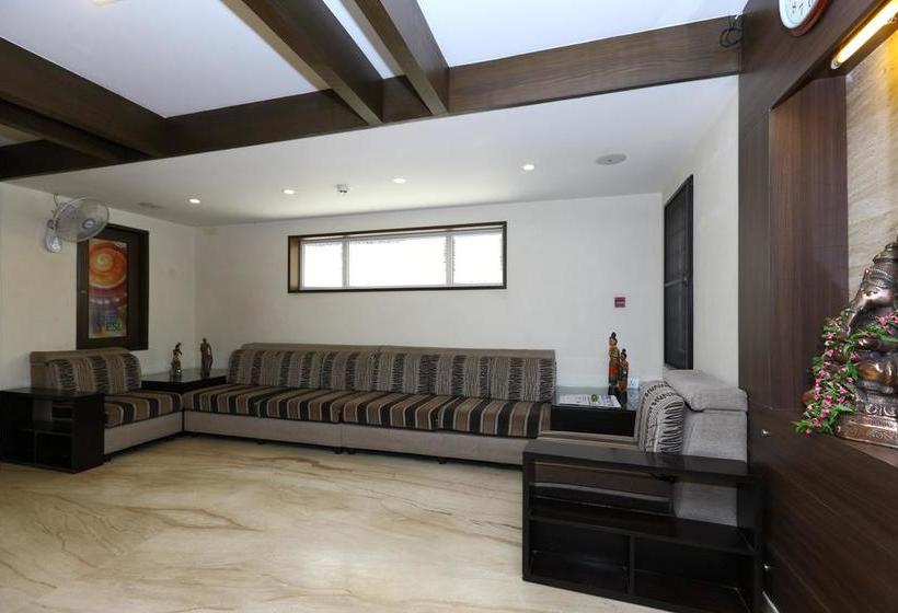 Hotel Akil Residency