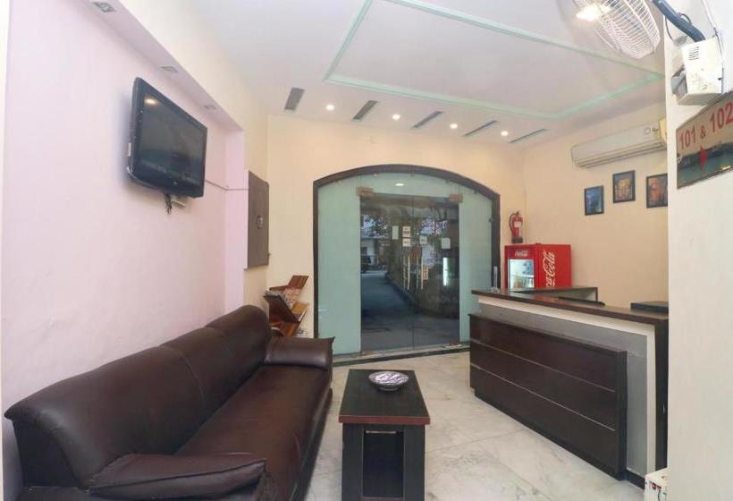 Gurjeet Hotel By Naavagat