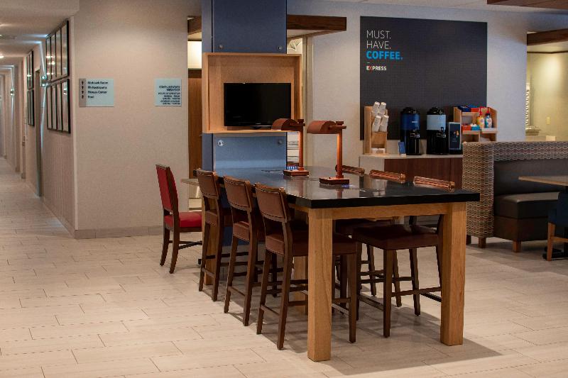 فندق Holiday Inn Express & Suites Tonawanda   Buffalo Area, An Ihg