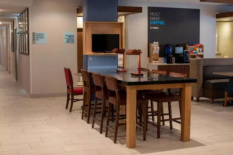 Hotelli Holiday Inn Express & Suites Tonawanda   Buffalo Area, An Ihg