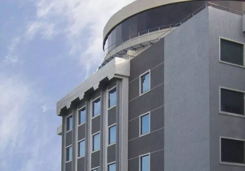 Lemon Tree Hotel, Banjara Hills, Hyderabad