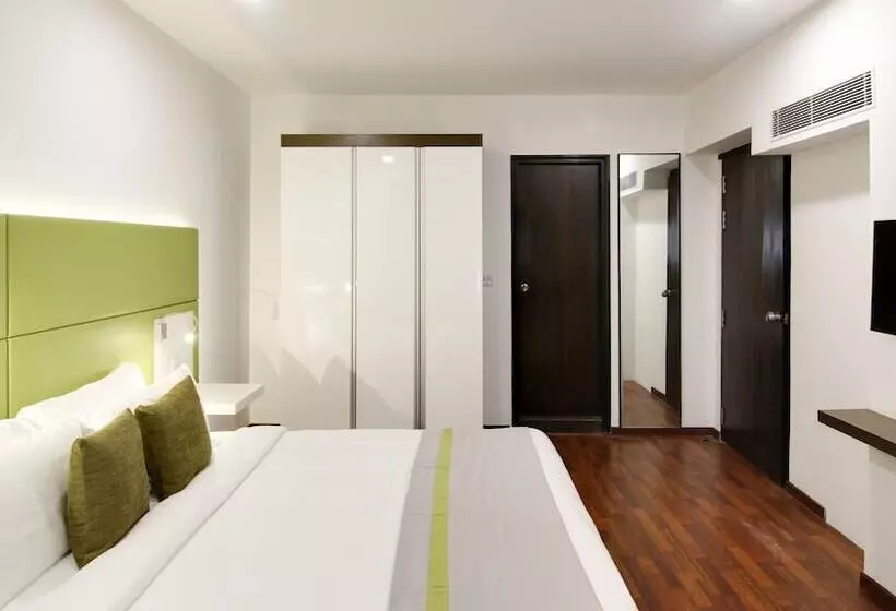 Lemon Tree Hotel, Banjara Hills, Hyderabad