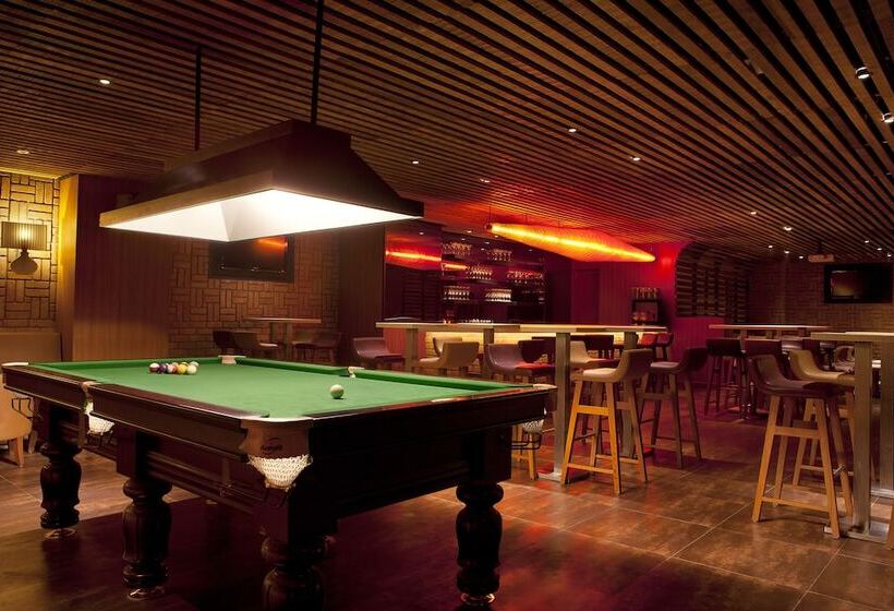 Lemon Tree Hotel, Banjara Hills, Hyderabad