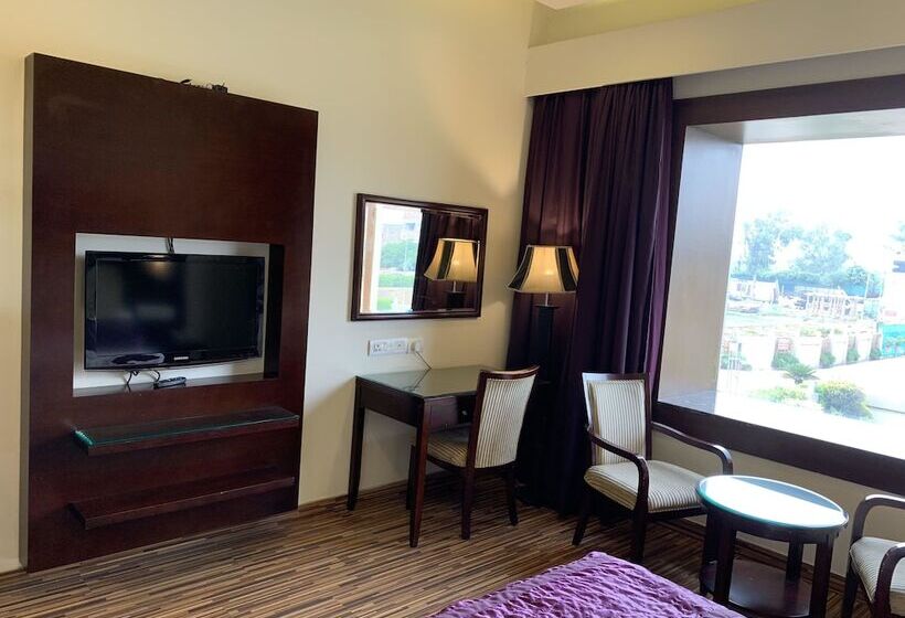 ホテル Mohan Vilaas