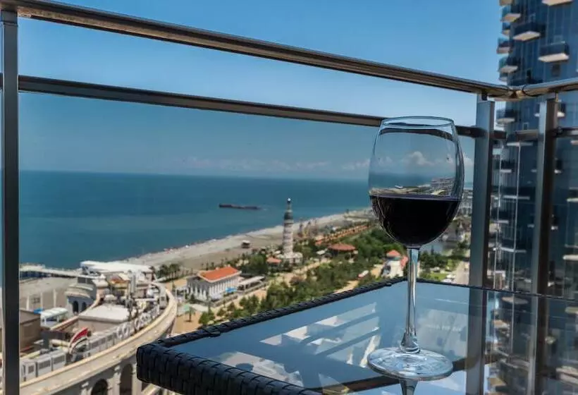 Orbi Sea Towers Hotel Official