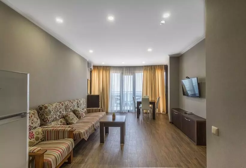 Orbi Sea Towers Hotel Official