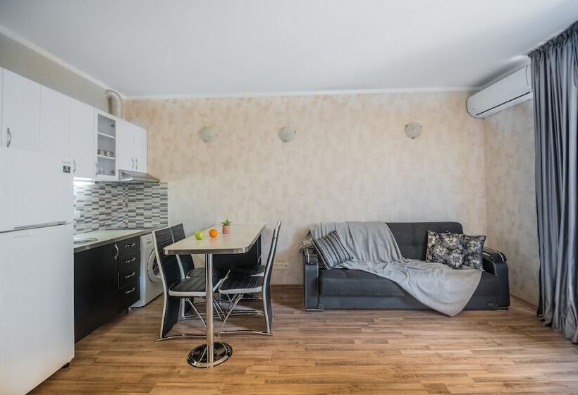 Orbi Sea Towers Hotel Official