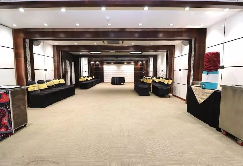 Hotelli Rajhans Regent