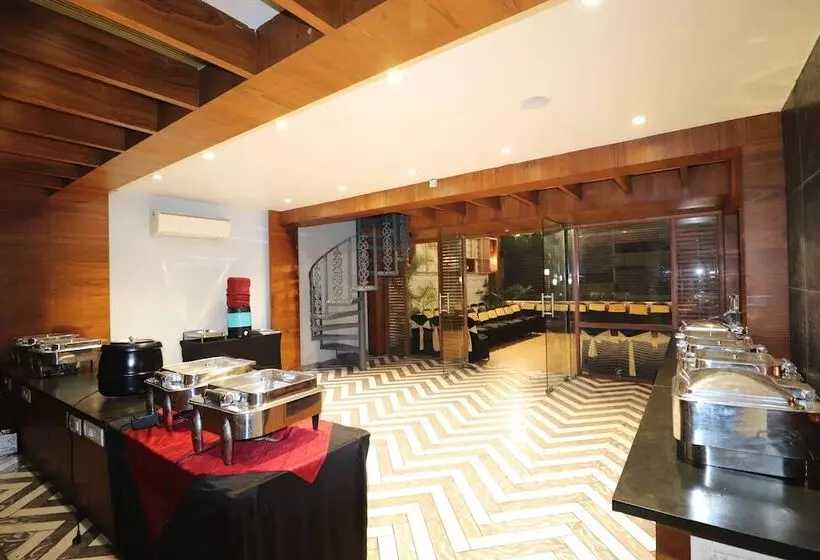 Hotelli Rajhans Regent