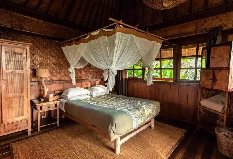 ホテル Sarinbuana Eco Lodge