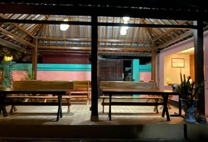 ホテル Semilir Inn Senggigi