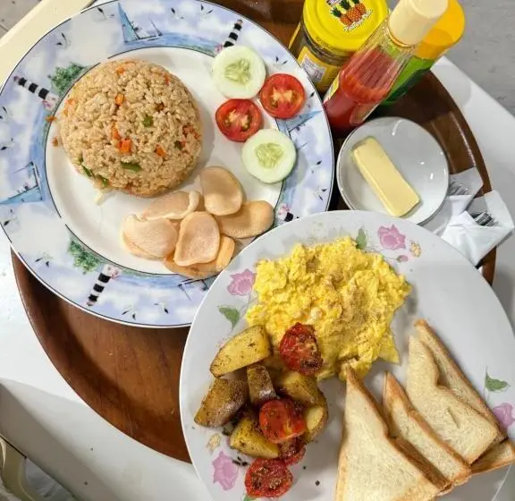 ホテル Semilir Inn Senggigi
