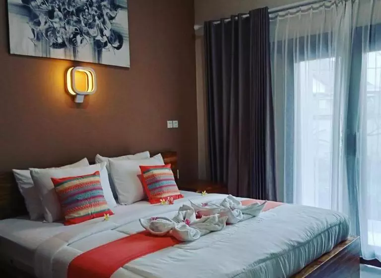 ホテル Semilir Inn Senggigi