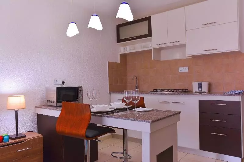 هتل Silverleaf Service Apartments Mauritius