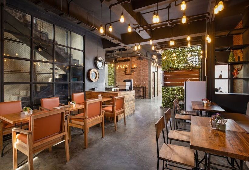 호텔 The Aswana Seminyak