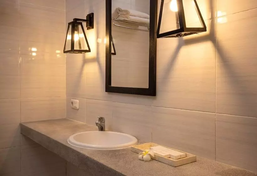 هتل The Aswana Seminyak