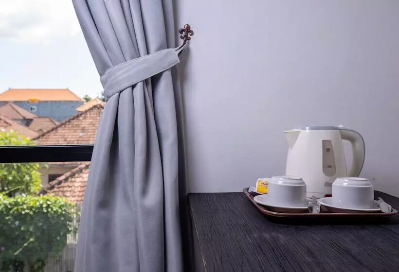 هتل The Aswana Seminyak