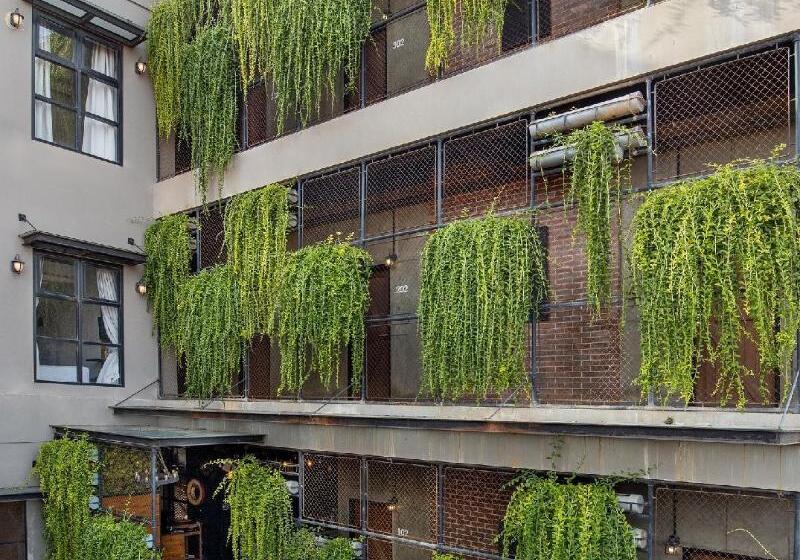 호텔 The Aswana Seminyak