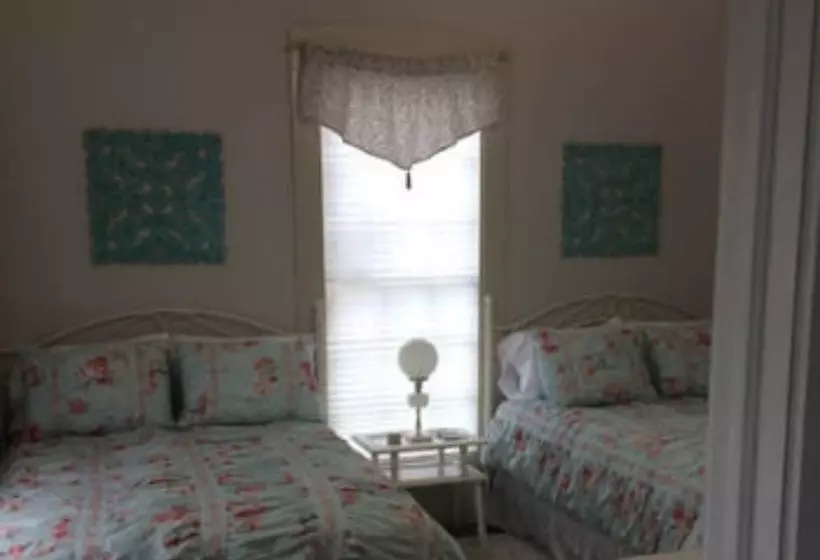 Hotelli The Carriage House