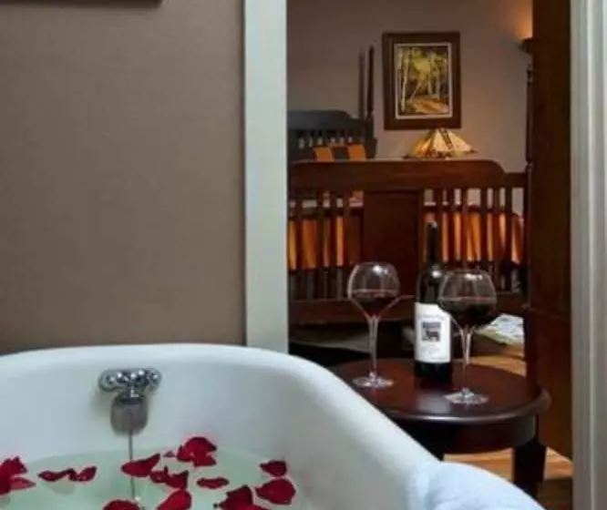 Hotelli The Carriage House