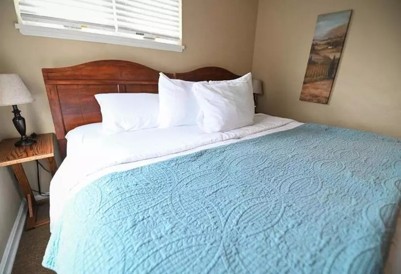 Hotelli The Lakehouse Inn Geneva