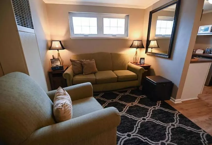 Hotelli The Lakehouse Inn Geneva