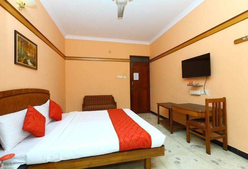 בית מלון כפרי The Park View Inn